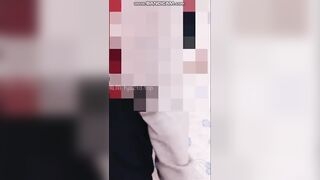 Dỗi tý thôi chứ đút chim vào cái là em nó ngoan ngay